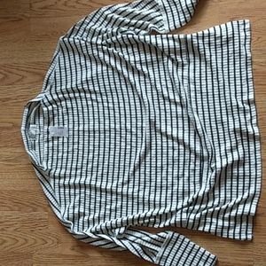 NWT Super soft adorable black stripped top. XL